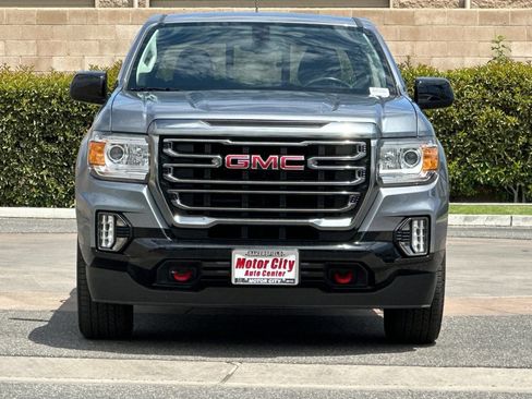 Certified 2022 GMC Canyon AT4 w/ Trailering Package AWD/4WD image 9