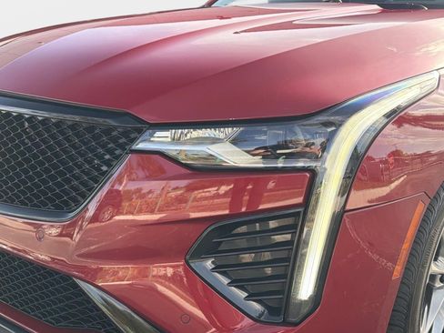 Used 2022 Cadillac CT4 V w/ Technology Package image 11