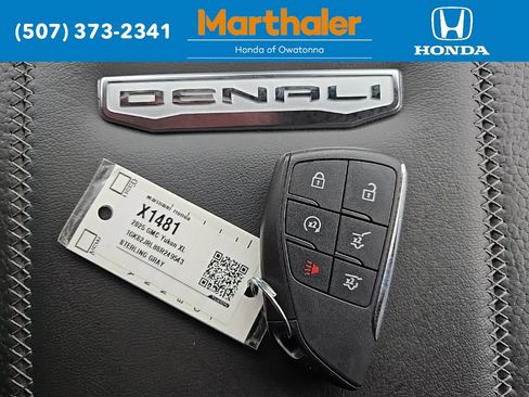 Used 2025 GMC Yukon XL Denali image 28