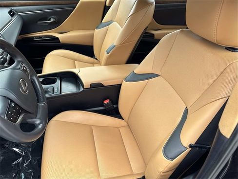 Certified 2023 Lexus ES 350 w/ Premium Package image 20