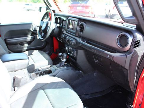 Used 2021 Jeep Wrangler Unlimited Sport AWD/4WD image 23