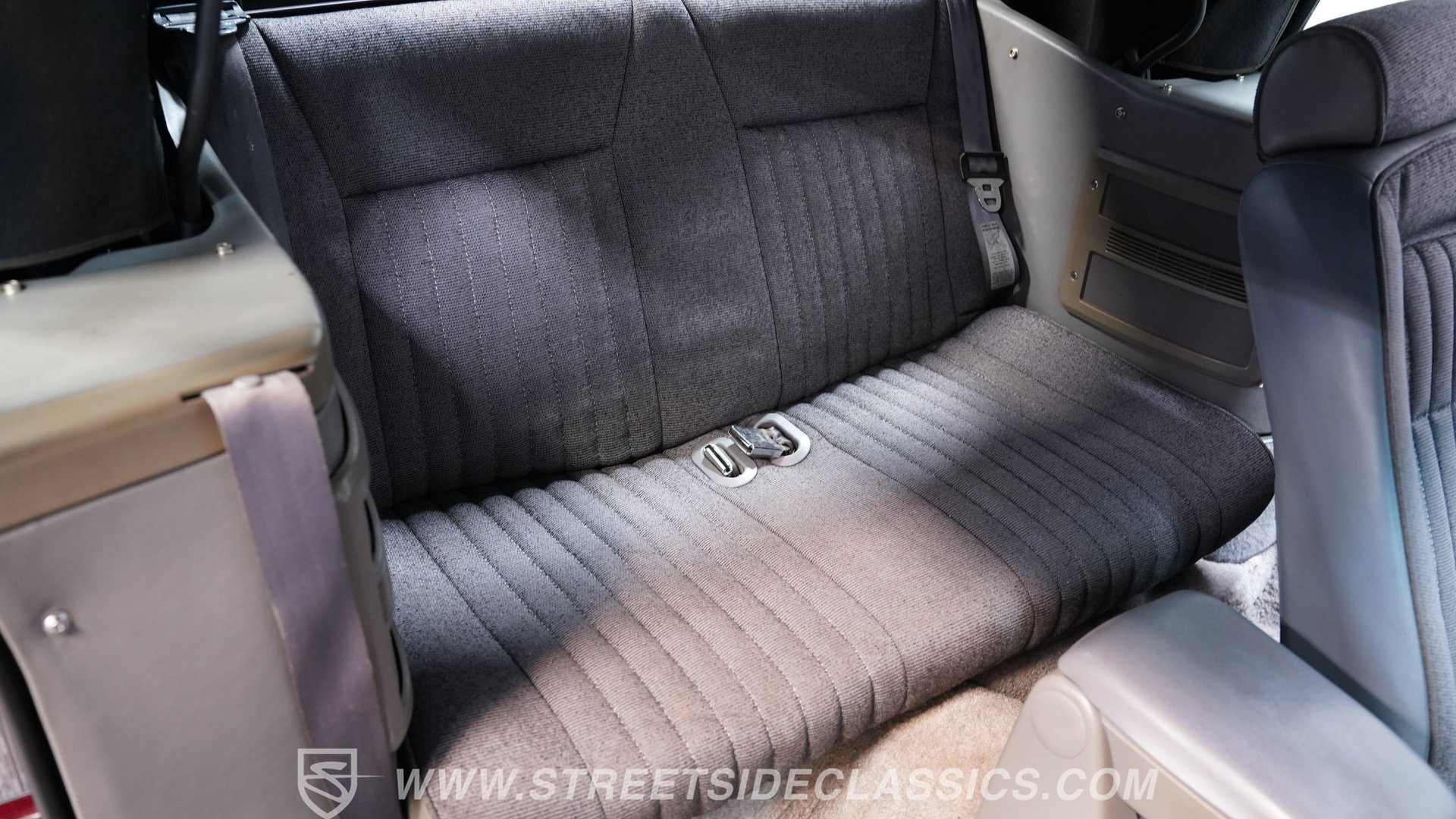 Used 1993 Ford Mustang LX RWD image 37