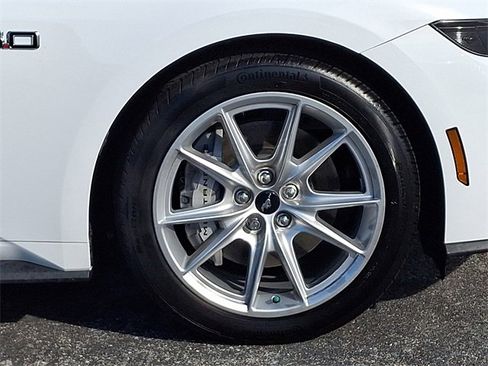 Used 2025 Ford Mustang GT Premium image 8