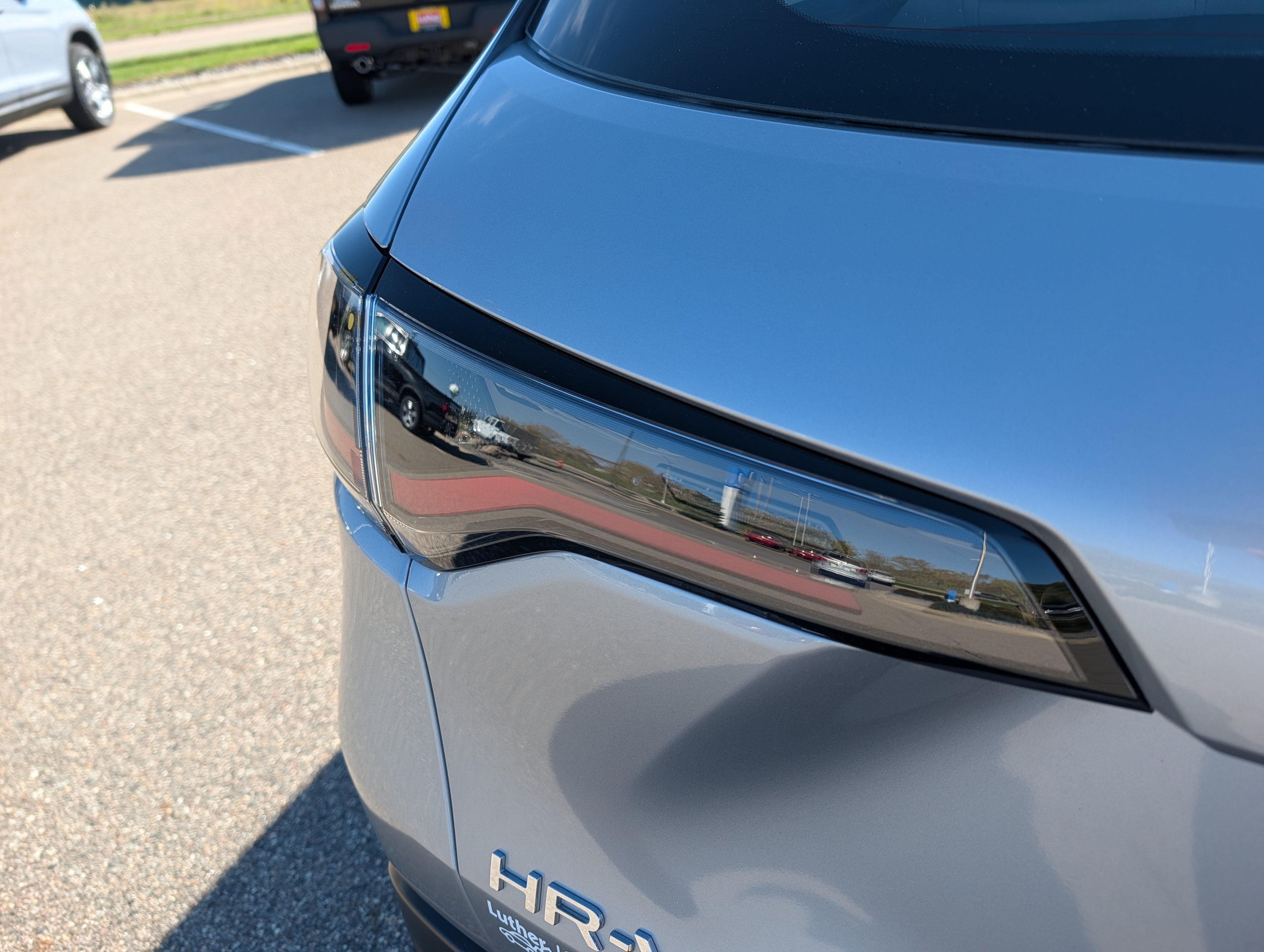 Used 2025 Honda HR-V LX image 17