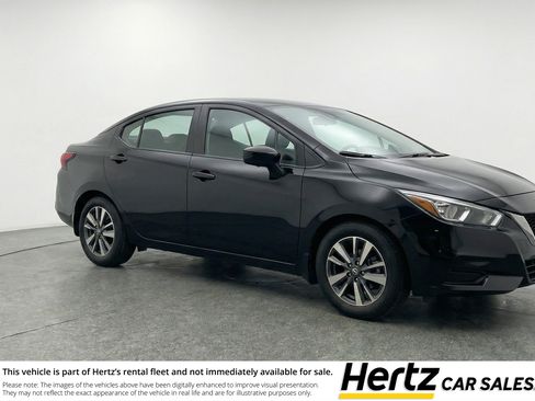 Used 2025 Nissan Versa SV FWD image 1