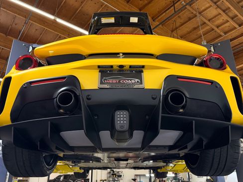 Used 2020 Ferrari 488 Pista Coupe RWD image 95