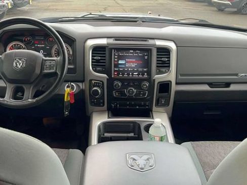 Used 2018 RAM 1500 Big Horn AWD/4WD image 19