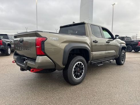 New 2026 Toyota Tacoma TRD Off-Road image 6