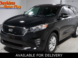 Used 2019 Kia Sorento LX image 1