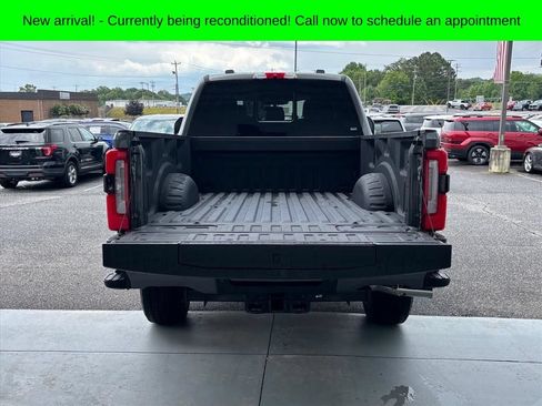 Used 2025 Ford F250 Platinum AWD/4WD image 3