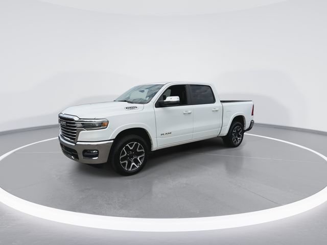 Used 2025 RAM 1500 Laramie AWD/4WD image 4