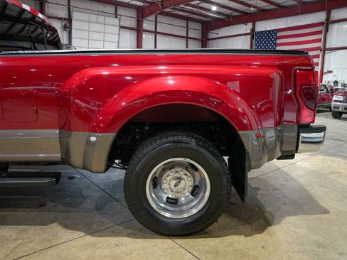 Used 2022 Ford F350 Lariat w/ Lariat Ultimate Package RWD image 5