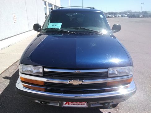 Used 1998 Chevrolet Blazer LS w/ Preferred Equipment Group AWD/4WD image 3