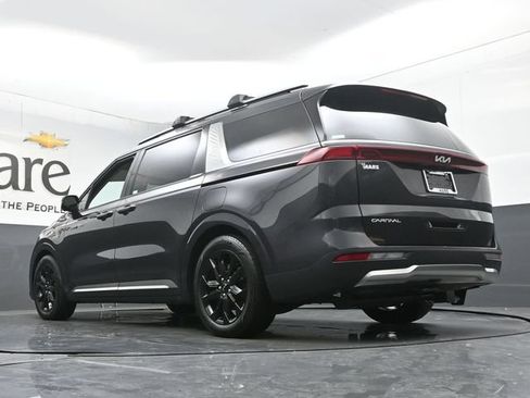 Used 2023 Kia Carnival SX Prestige w/ Paint Protection Package FWD image 5
