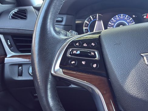 Used 2020 Cadillac Escalade Premium Luxury AWD/4WD image 34