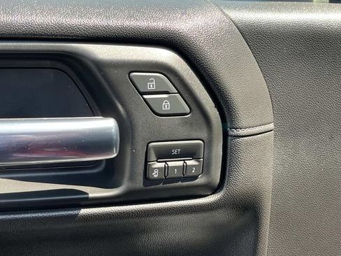 Used 2019 GMC Sierra 1500 SLT w/ SLT Premium Plus Package AWD/4WD image 27