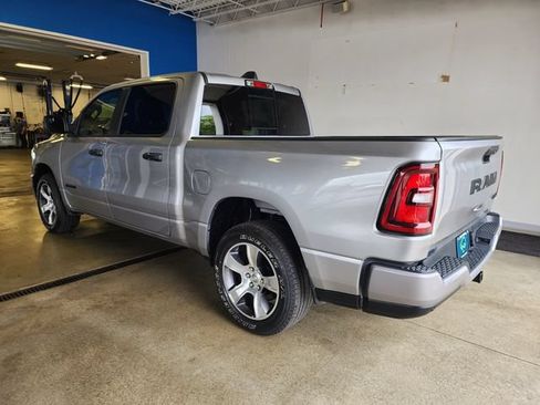 Used 2025 RAM 1500 Tradesman AWD/4WD image 3