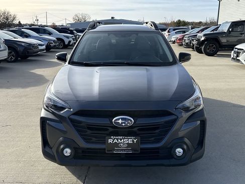 Certified 2025 Subaru Outback Premium w/ Popular Package #1A image 9