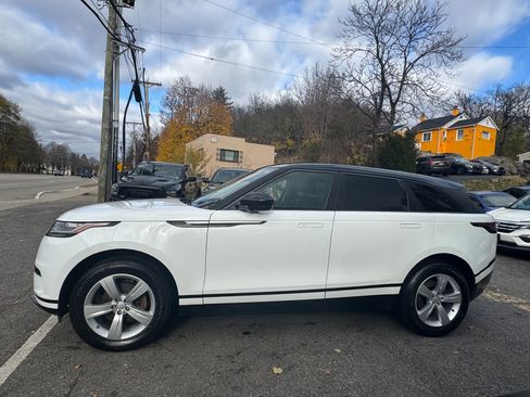 Used 2018 Land Rover Range Rover Velar S image 4
