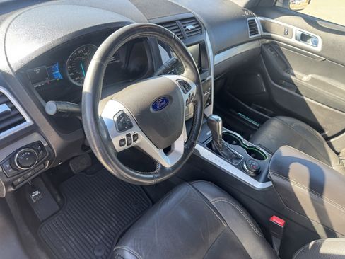 Used 2014 Ford Explorer Sport w/ Equipment Group 401A image 13