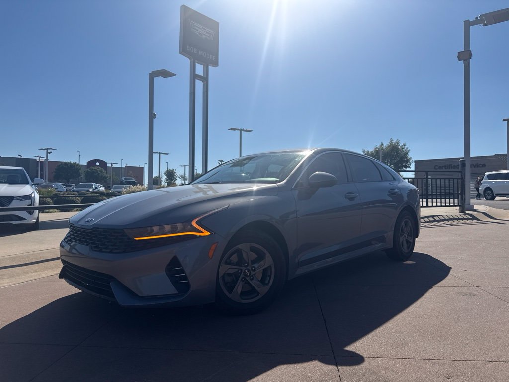 Used 2021 Kia K5 LXS FWD image 1