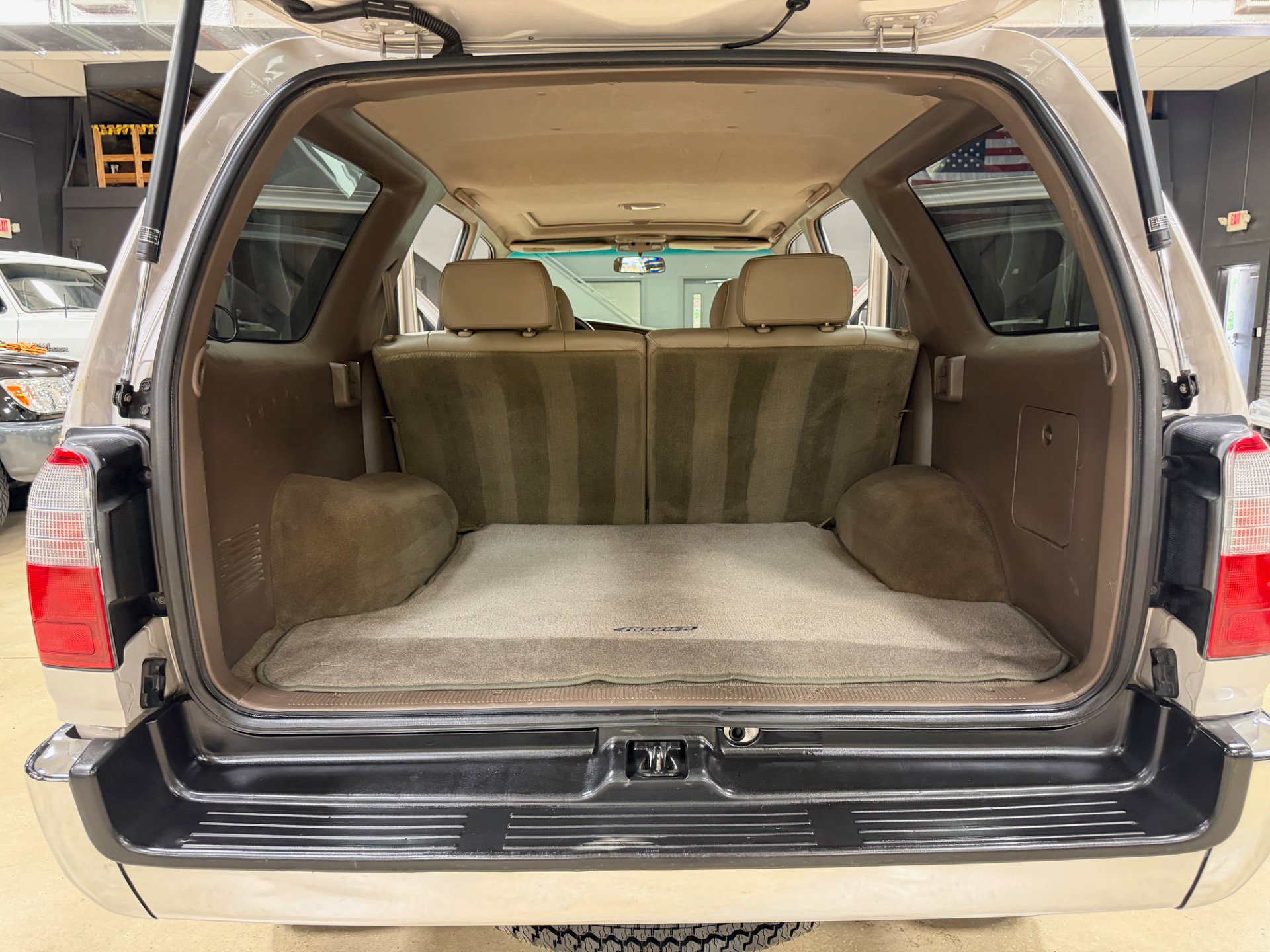 Used 1996 Toyota 4Runner Limited AWD/4WD image 27