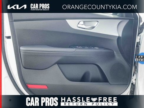 Certified 2023 Kia Forte LXS w/ LXS Technology Package image 21