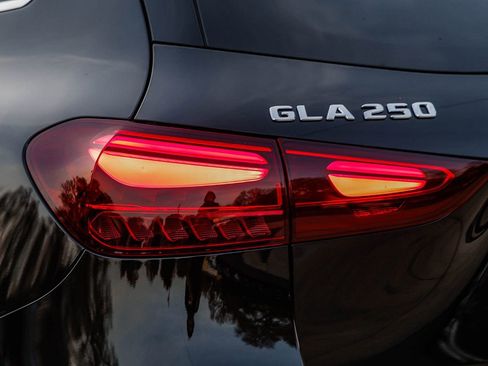 New 2026 Mercedes-Benz GLA 250 GLA 250 image 8