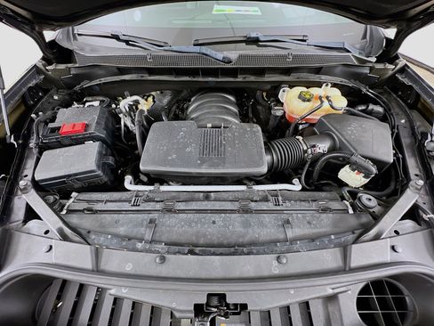 Used 2022 Chevrolet Suburban High Country image 33