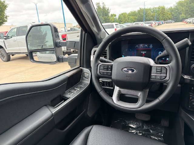 New 2026 Ford F350 Lariat w/ Black Appearance Package AWD/4WD image 17