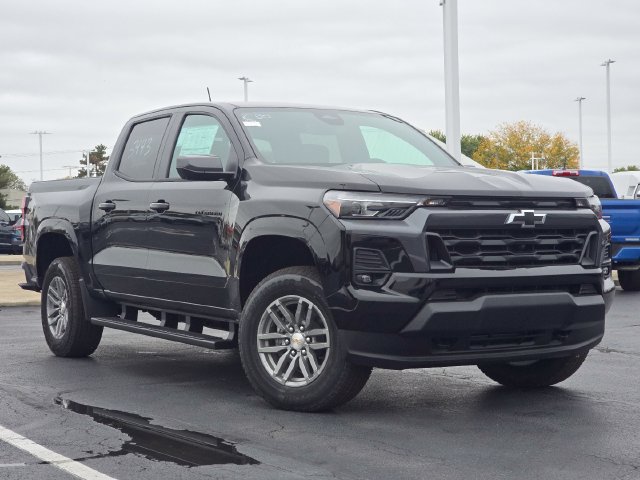 New 2026 Chevrolet Colorado LT w/ LT Convenience Package AWD/4WD image 2