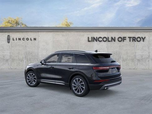 New 2026 Lincoln Corsair Premiere image 4