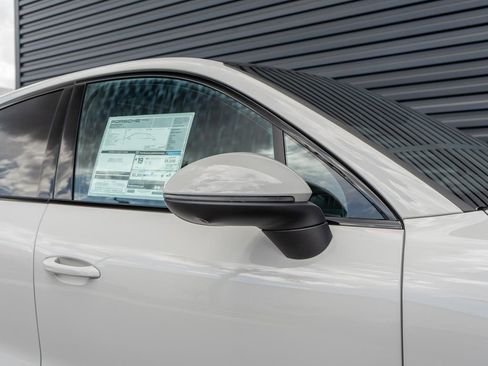 New 2026 Porsche Cayenne Coupe AWD/4WD image 16