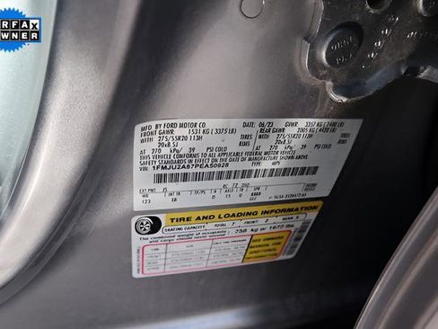 Used 2023 Ford Expedition Limited image 30