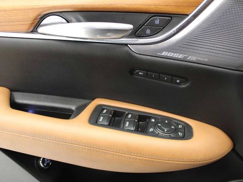 Certified 2022 Cadillac XT5 Premium Luxury w/ Technology Package image 13