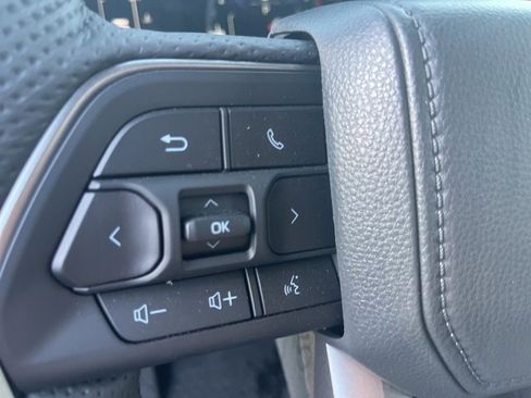 New 2025 Toyota Tacoma SR5 image 12