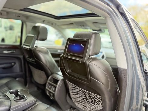 Used 2013 Cadillac SRX Luxury w/ Driver Awareness Package AWD/4WD image 10