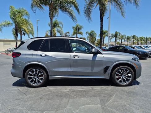 Used 2026 BMW X5 xDrive40i w/ M Sport Package AWD/4WD image 11