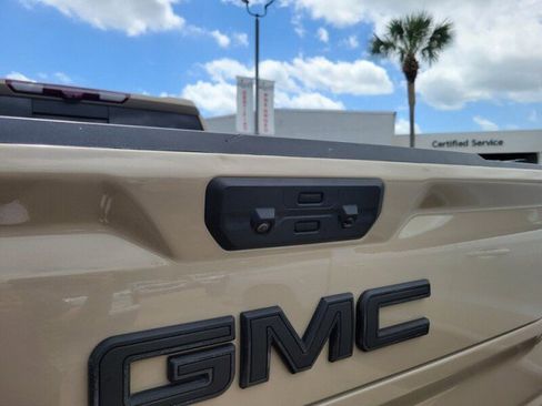 Used 2023 GMC Sierra 1500 AT4X AWD/4WD image 7