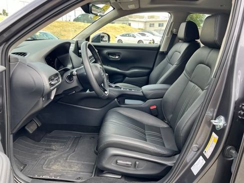 Used 2025 Honda HR-V EX-L image 11