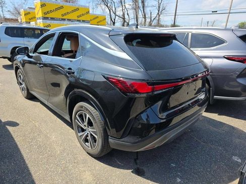 Used 2023 Lexus RX 350 Premium w/ Accessory Package AWD/4WD image 4