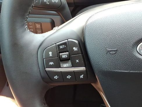 Used 2024 Ford Maverick Lariat image 25