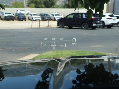 New 2025 GMC Sierra 3500 Denali w/ Denali Reserve Package image 27