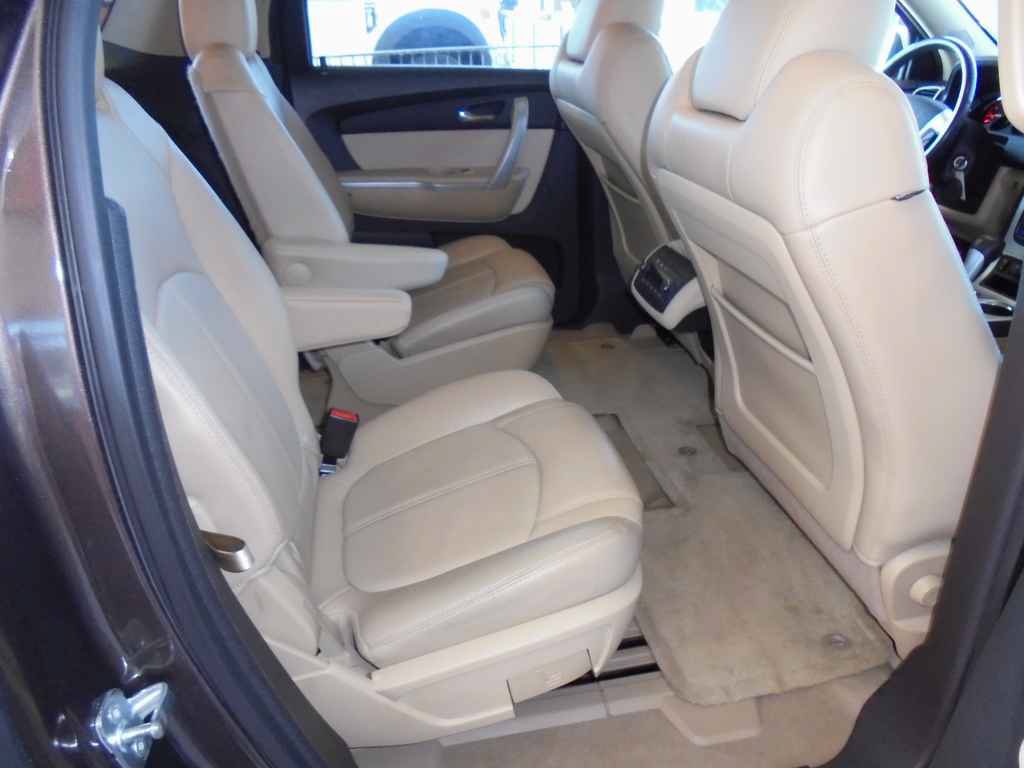 Used 2012 GMC Acadia SLT FWD image 10