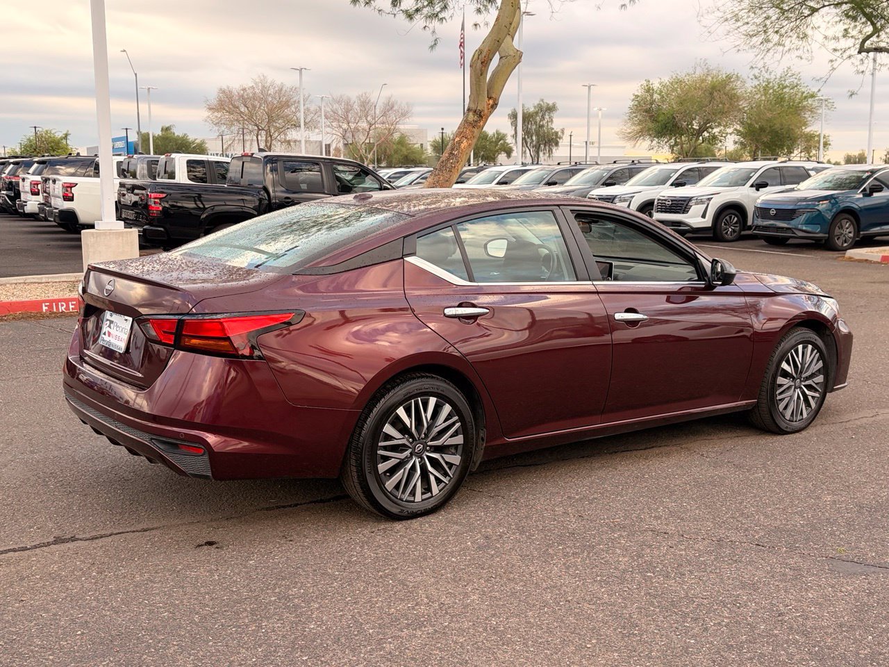 Certified 2025 Nissan Altima 2.5 SV FWD image 6