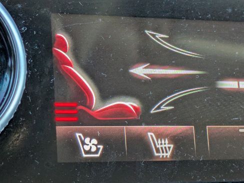 Used 2021 Genesis GV80 3.5T Advanced + w/ Advanced Package 06 image 31