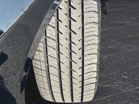Used 2015 Dodge Challenger R/T Plus RWD image 26