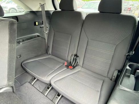 Used 2020 Kia Sorento L FWD image 12