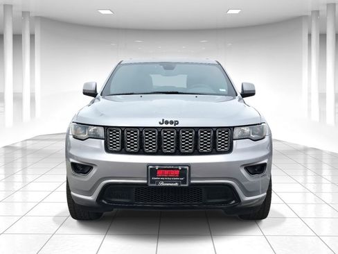 Used 2020 Jeep Grand Cherokee Altitude image 8