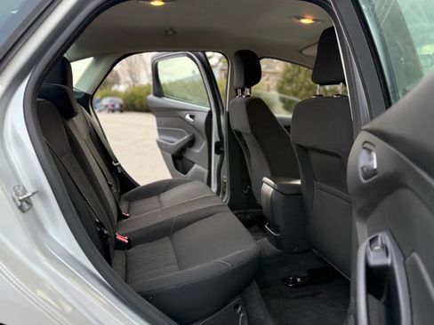 Used 2018 Ford Focus SE image 22